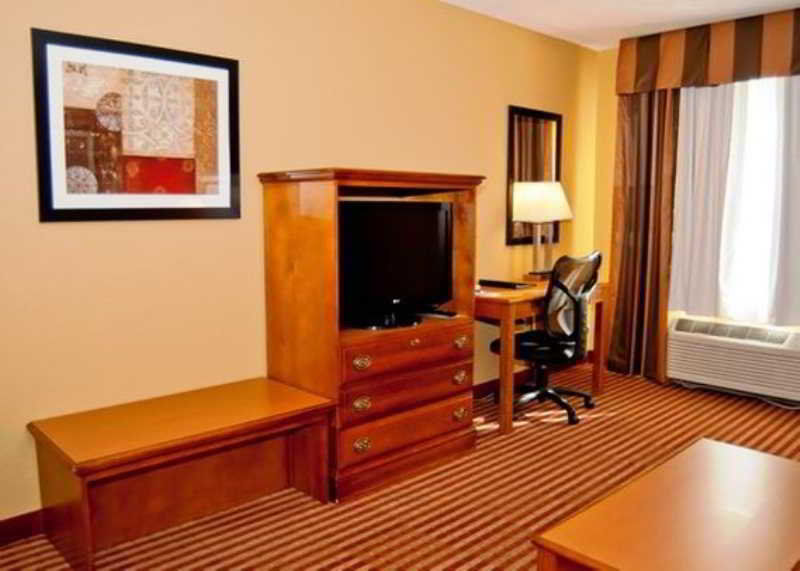 Comfort Inn & Suites Cincinnati Eastgate Zimmer foto